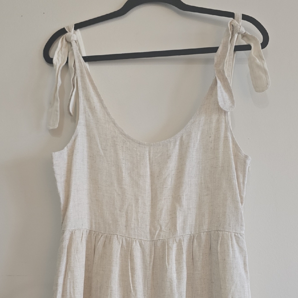 Pink Lily Cream Sleeveless Jumpsuit - Picture 2 of 4
